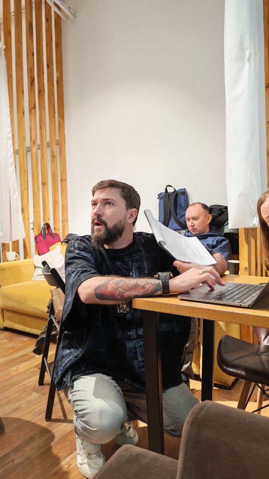 Практический разбор за столом. Работа с вопросами участников во время встречи.